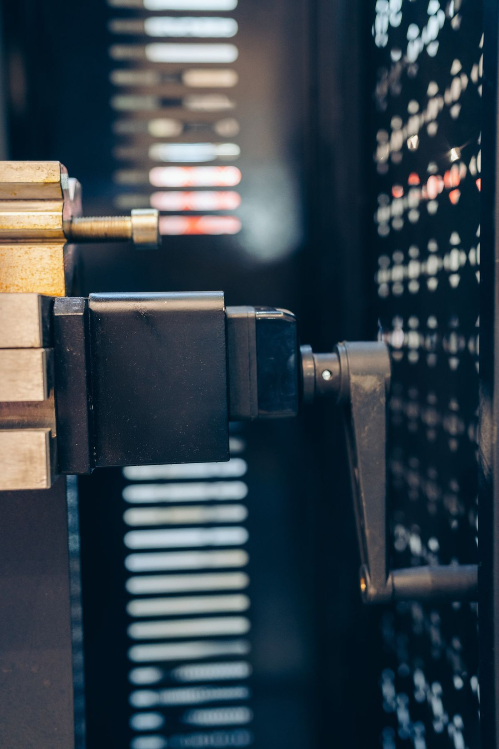 Гидравлический листогибочный пресс с ЧПУ B-Power P 100/2500