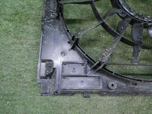 Диффузор вентилятора BMW X7 G07 (2019-н.в.)