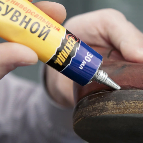 КЛЕЙ ДЛЯ ОБУВИ "УНИВЕРСАЛЬНЫЙ" 30 МЛ В ШОУ-БОКСЕ "СЕКУНДА" 403-159 ---///