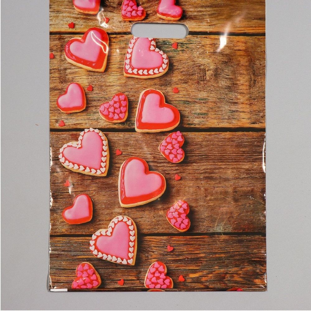 Полиэтиленовый пакет с розовыми сердечками - 31 х 40 см. (Цвет: коричневый)