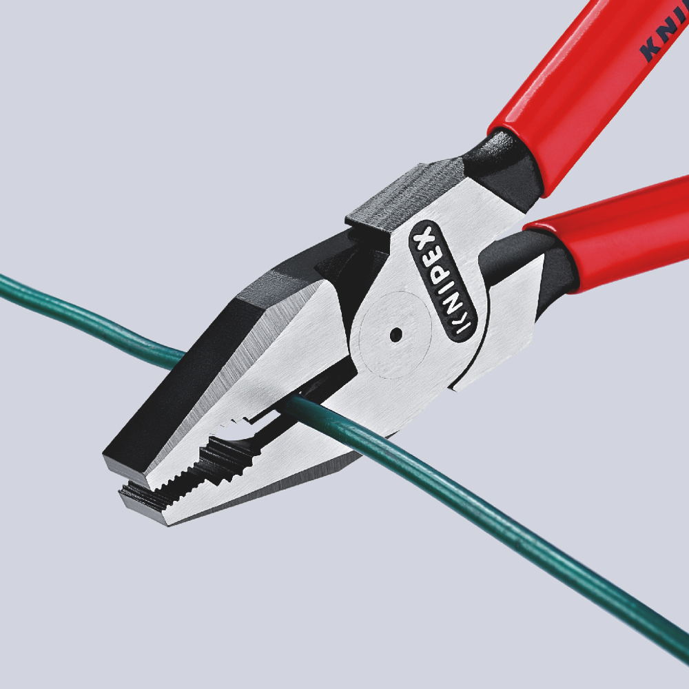 Плоскогубцы комбинированные особой мощности черненые 200 мм KNIPEX 0202200