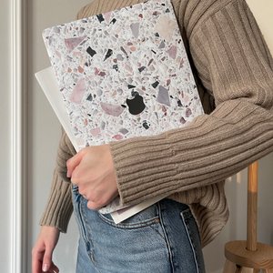 Виниловая наклейка COSMIC для MacBook