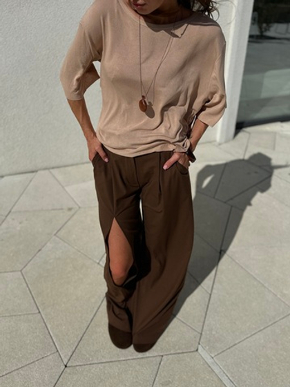 Брюки костюмные с разрезом (шоколад)