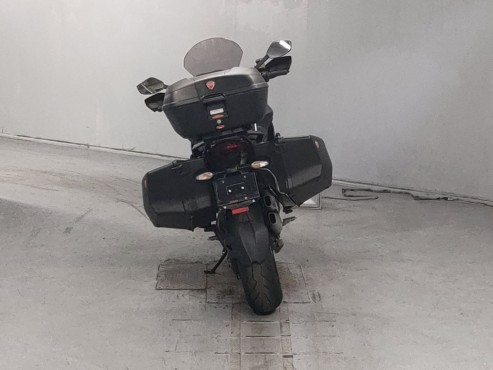 Ducati Multistrada 1200S