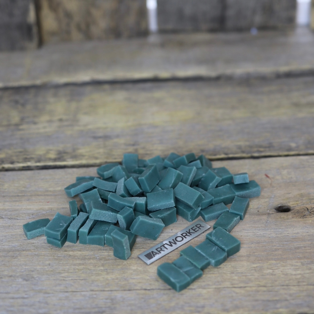 Смальта для мозаики колотая на модуль купить. Большой выбор цветов и оттенков.