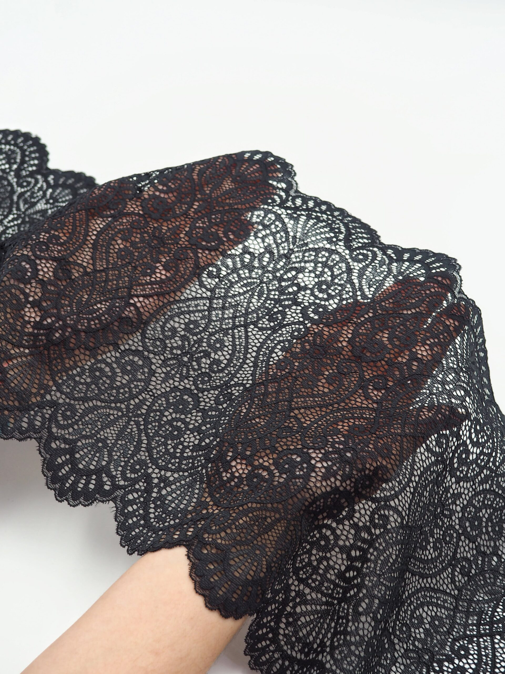 Эластичное кружево черное ширина 24 см