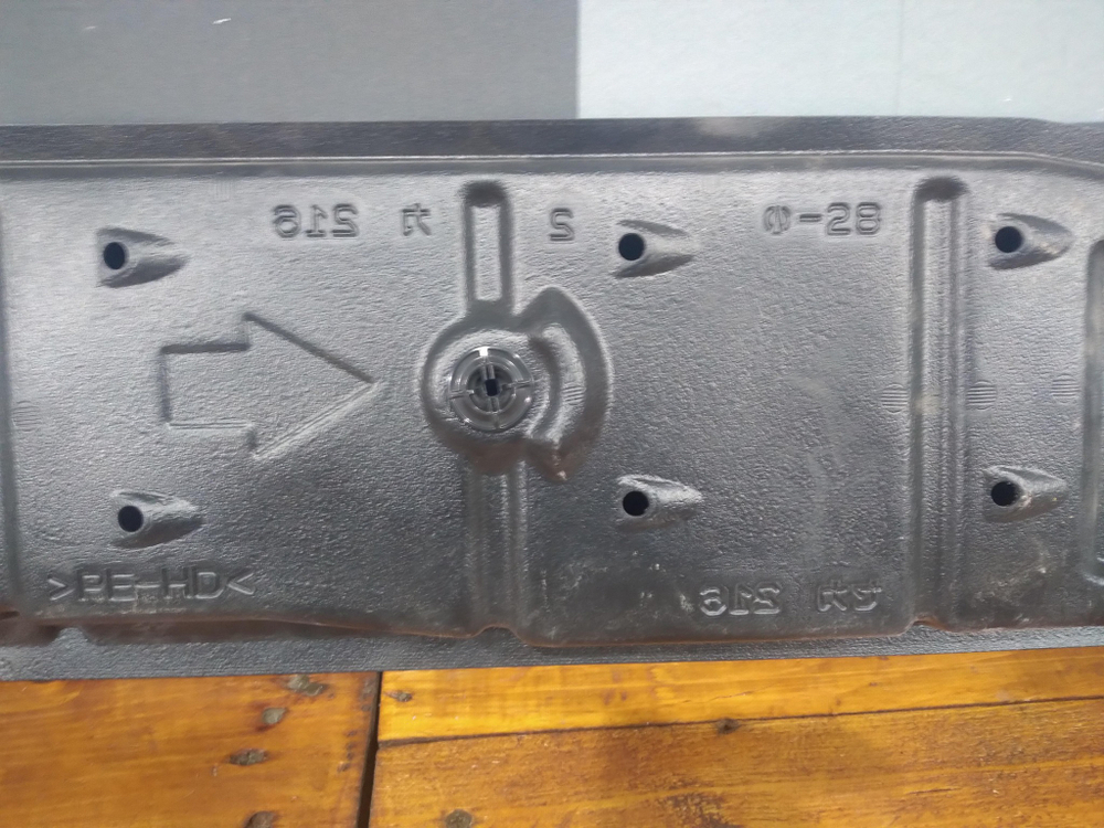 Защита антигравийная левая Lexus ES 6 12-18 Новая Оригинал 5816633010