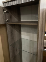 Шкаф-витрина с ножками Ольга-3 Дуб делано серый/сильвер Пэлас