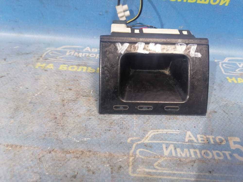 Часы салонные MITSUBISHI PAJERO 1994