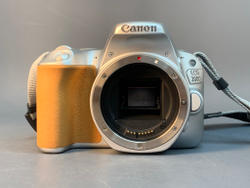 Canon 200D Kit 18-55mm 2600 кадров