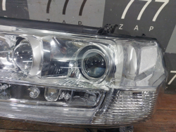 Фара левая LED Toyota Land Cruiser 200 15-21 Новая 8110660K12