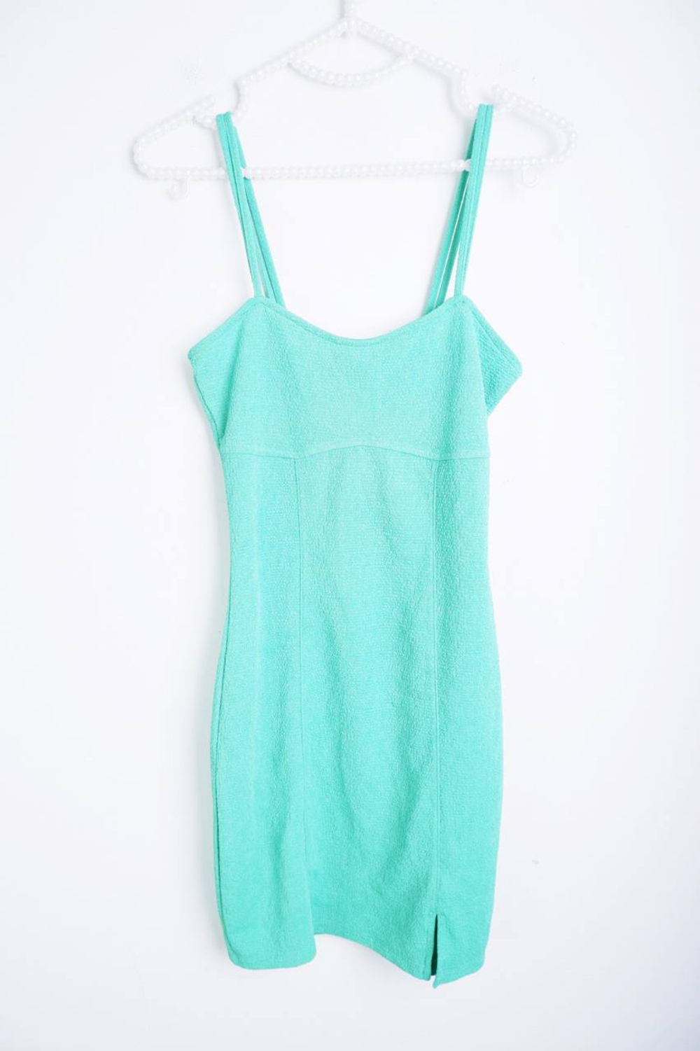 Платье H&M красивого цвета, маркировка S, визуально на 44 размер