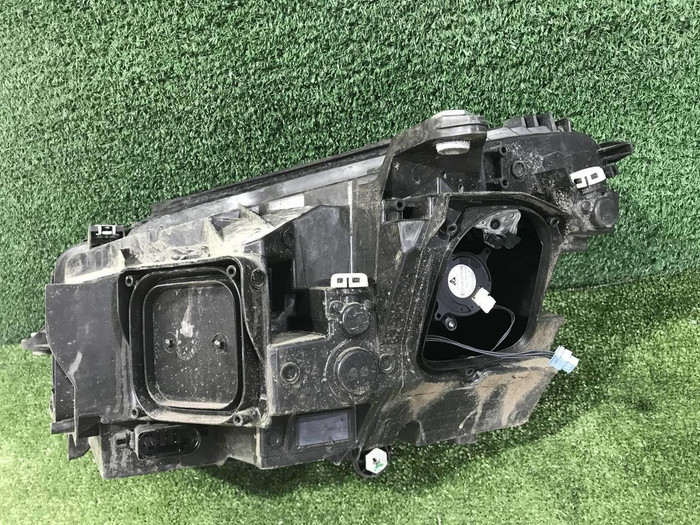 Фара правая Mercedes GLC X253 (2015-2019) LED