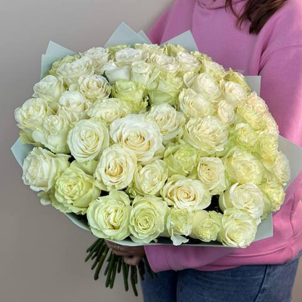 Букет из 51 белой розы в упаковке №2