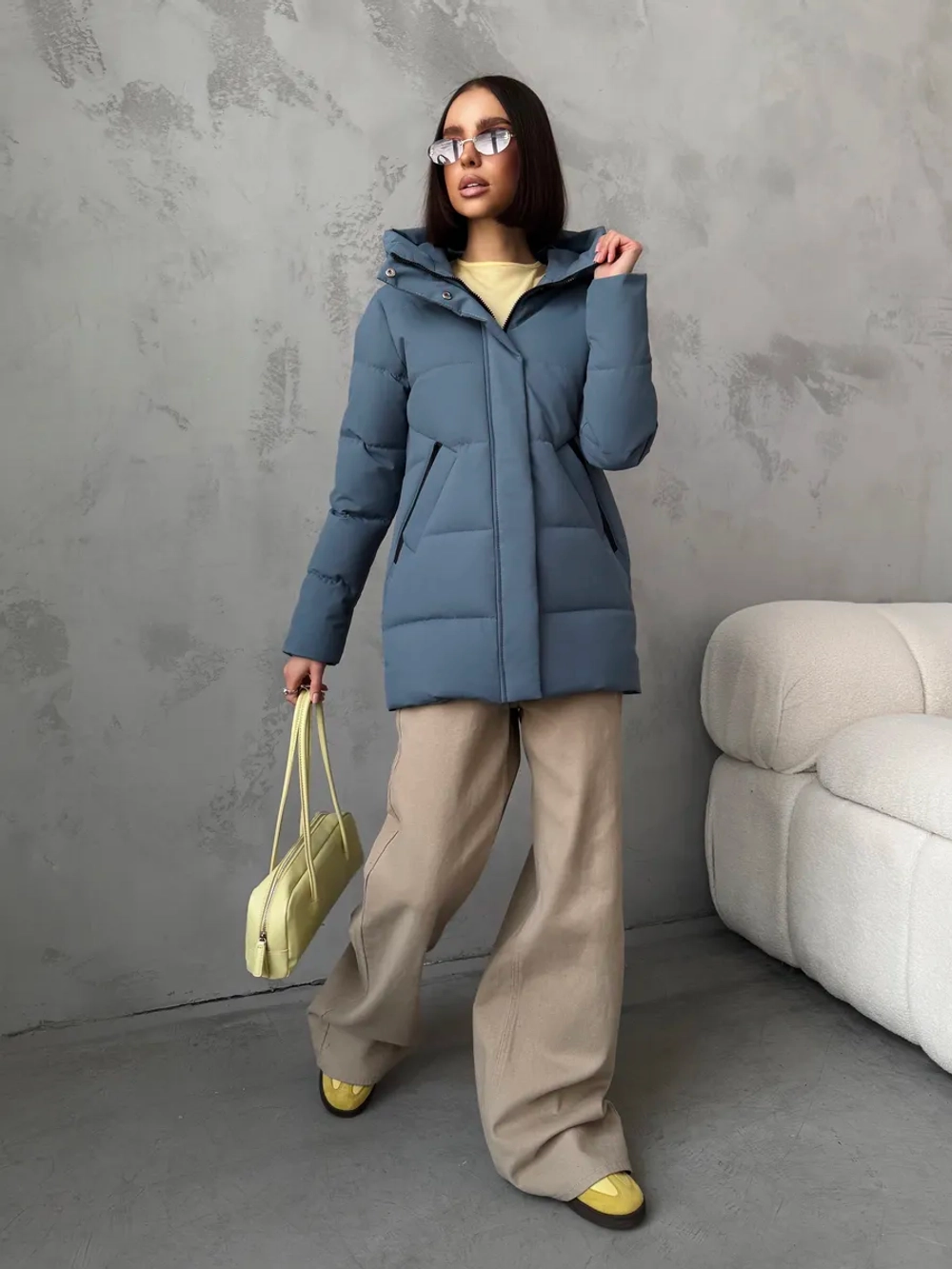 Куртка демисезонная удлиненная с капюшоном