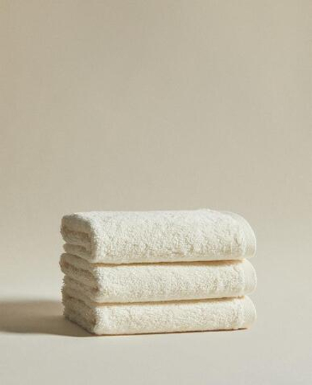 ZARA HOME ПОЛОТЕНЦЕ ИЗ ХЛОПКА ВЫСШЕГО КАЧЕСТВА (НАБОР ИЗ 3 ШТ), ЦЕТ СЛОНОВОЙ КОСТИ