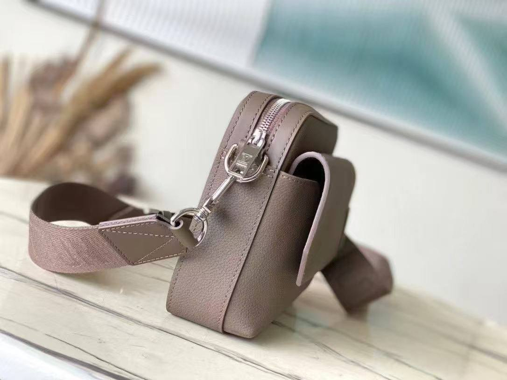 Сумка-мессенджер Louis Vuitton, арт. 478263478