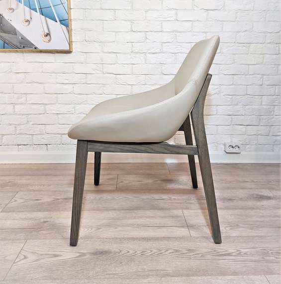Стул Grace, серая экокожа, орех