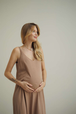 Платье-комбинация с разрезом для беременных и кормящих (темно-бежевый)