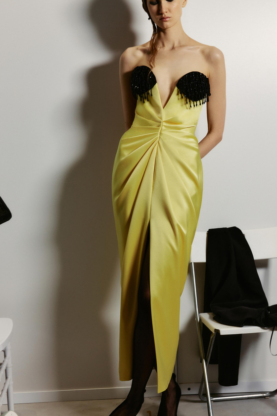 Платье миди из бархата и сатина с бахромой