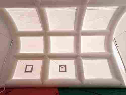 Надувной шатёр для техники белого цвета, 12*8*7 м