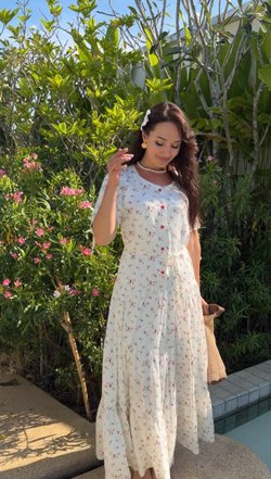 Платье из вискозы с цветами