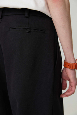 Брюки мужские со складками из черной джинсы