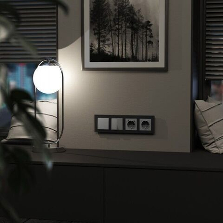 Рамка на 4 поста Senso (черный, стекло soft-touch)