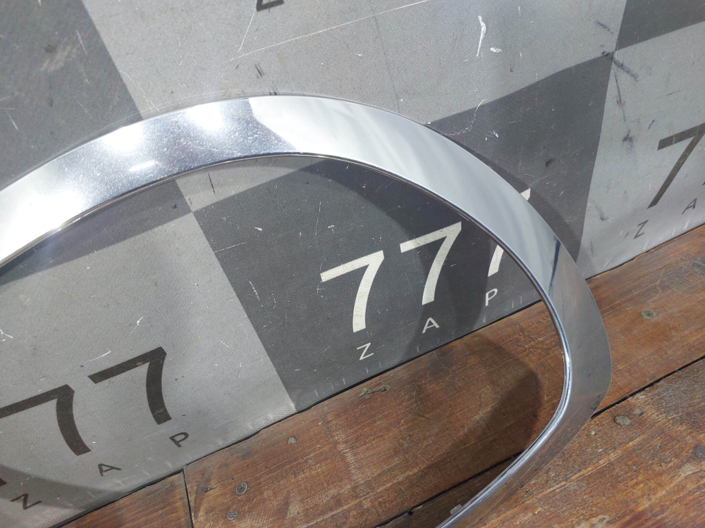 Молдинг фары правый MINI Countryman 2 (F60) 16-нв Б/У Оригинал 51137388118