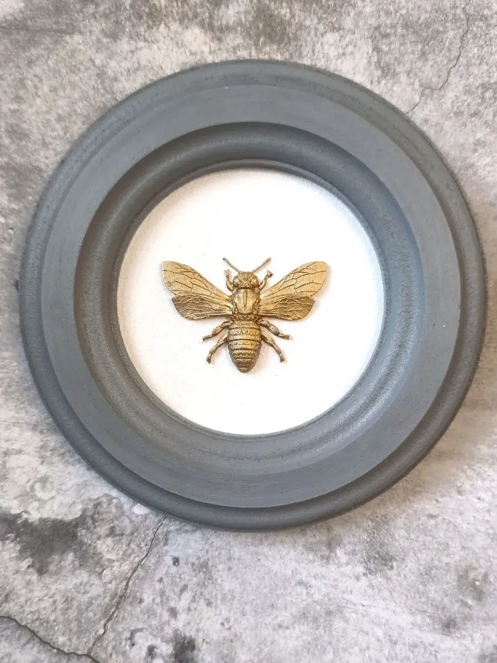 Панно 14 см. насекомые на стену для интерьера Пчела