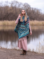 Пончо женское шерстяное с орнаментом
