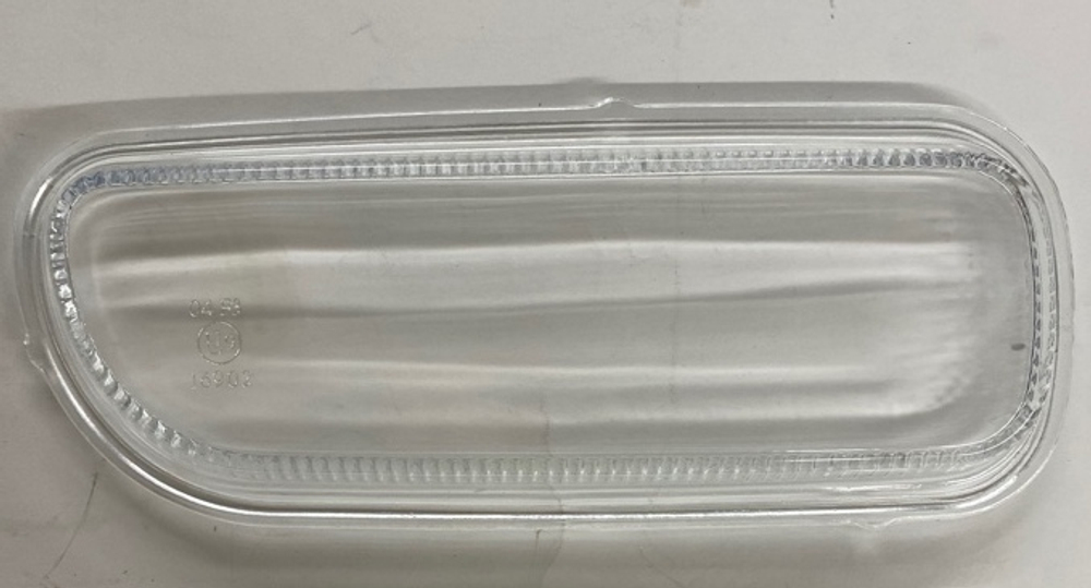 Стекло (рассеиватель) противотуманной фары правое КамАЗ 5490 А0008261156