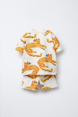 ZARA КОМПЛЕКТ ИЗ ФУТБОЛКИ И ШОРТОВ С ПРИНТОМ, ЭКРЮ