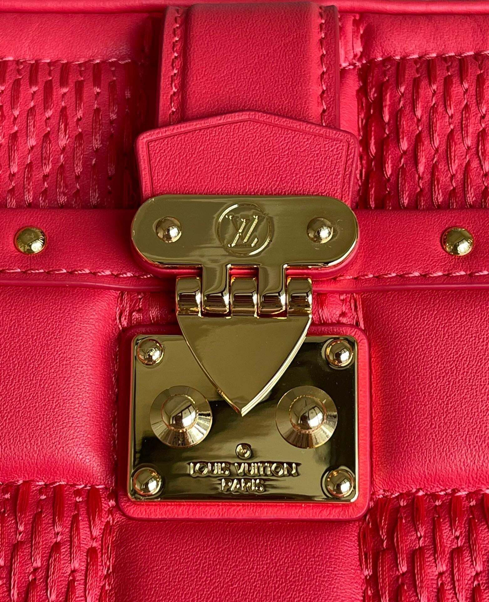 Louis Vuitton Troca PM