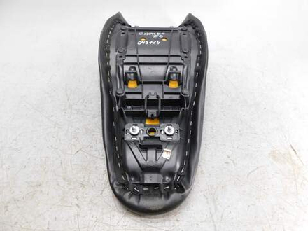 сидение Suzuki Gixxer 150