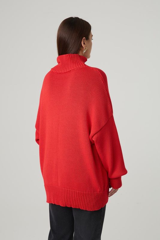 Свитер вязаный удлиненный; красный