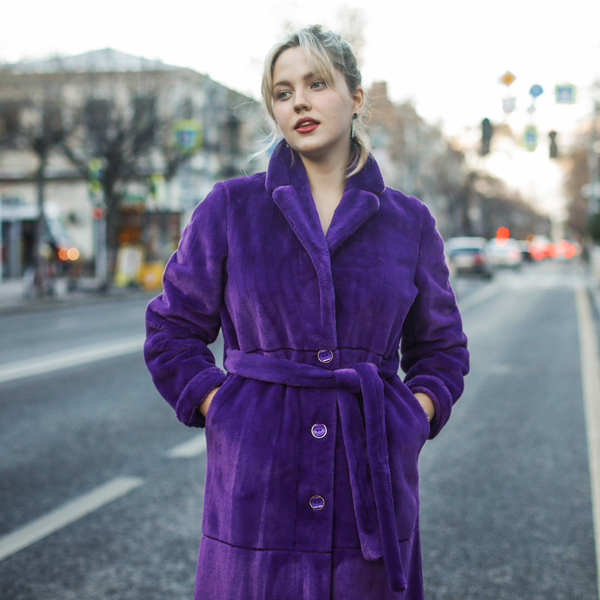 Яркая , мягкая эко-шуба Monte Cervino с натуральным составом .В составе шерсть и шёлк .Пр-во Италия .Размеры s,m,l