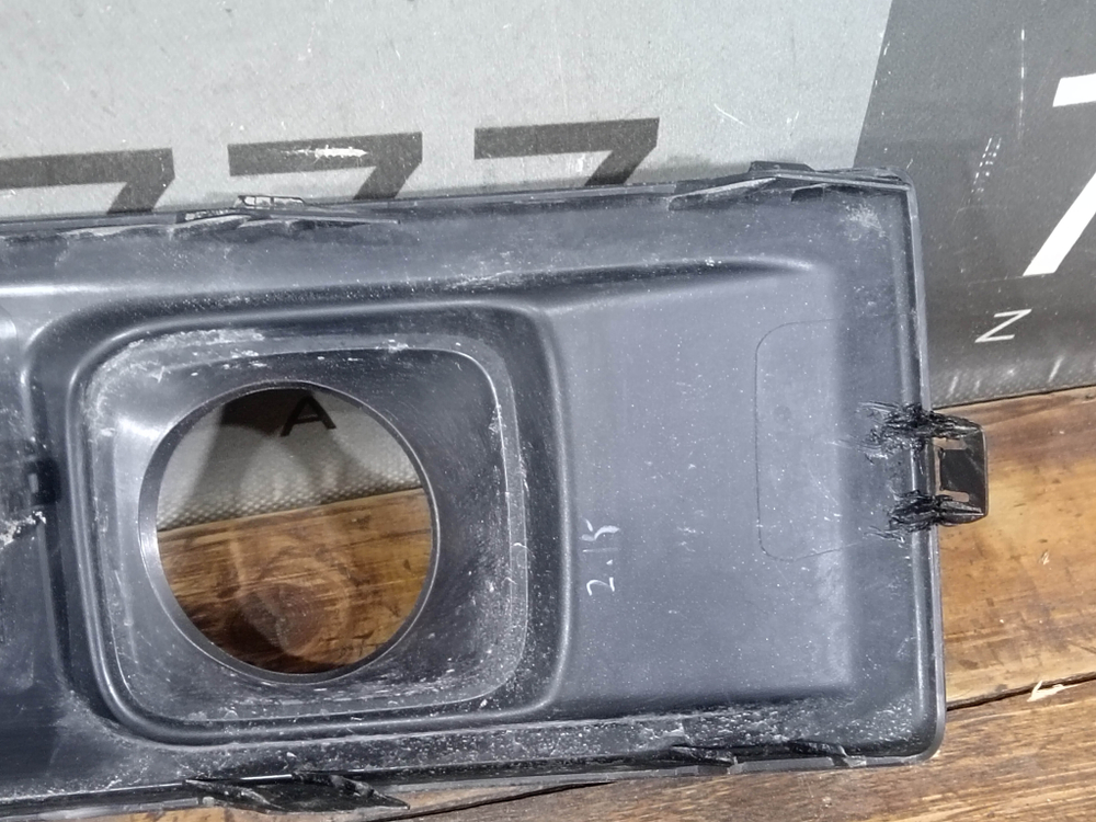 Накладка переднего бампера правая Tank 300 21-нв Б/У Оригинал 2803436XKM01A