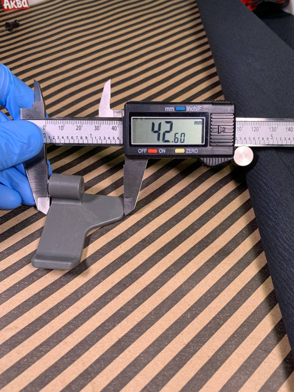 Лопатка тестомешалка к хлебопечи Moulinex OW200 (SS-185951)