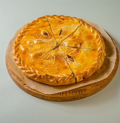 Пирог с курицей и грибами