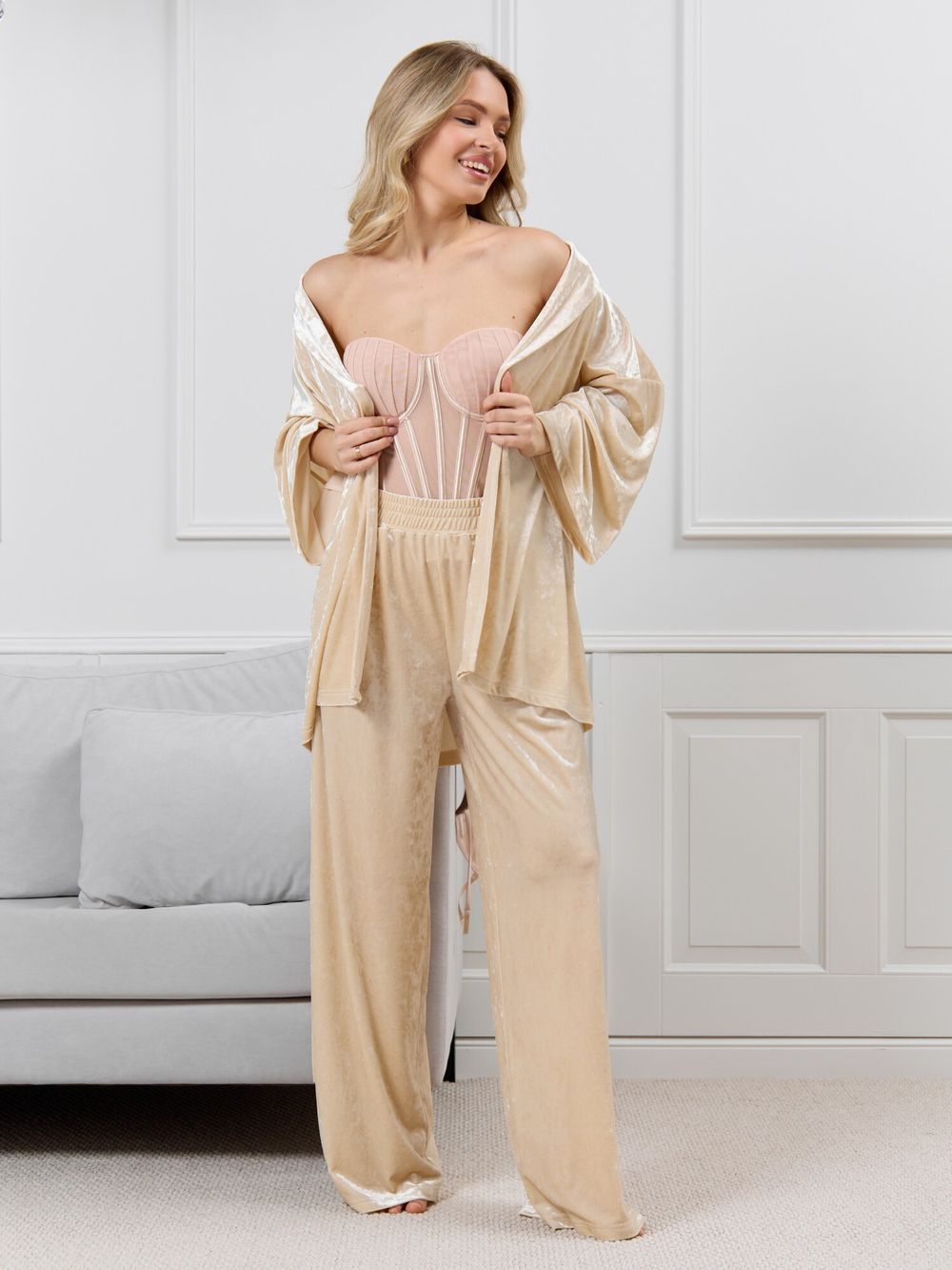 Костюм Мерцание-2 Виотекс МОЛОЧНЫЙ