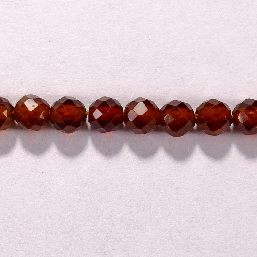 Бусина из граната оранжевого (гессонита), фигурная, 4 мм (шар, граненая)