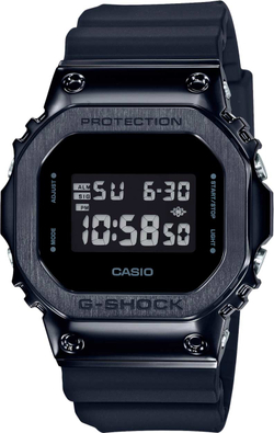 Часы Casio GM-5600B-1ER