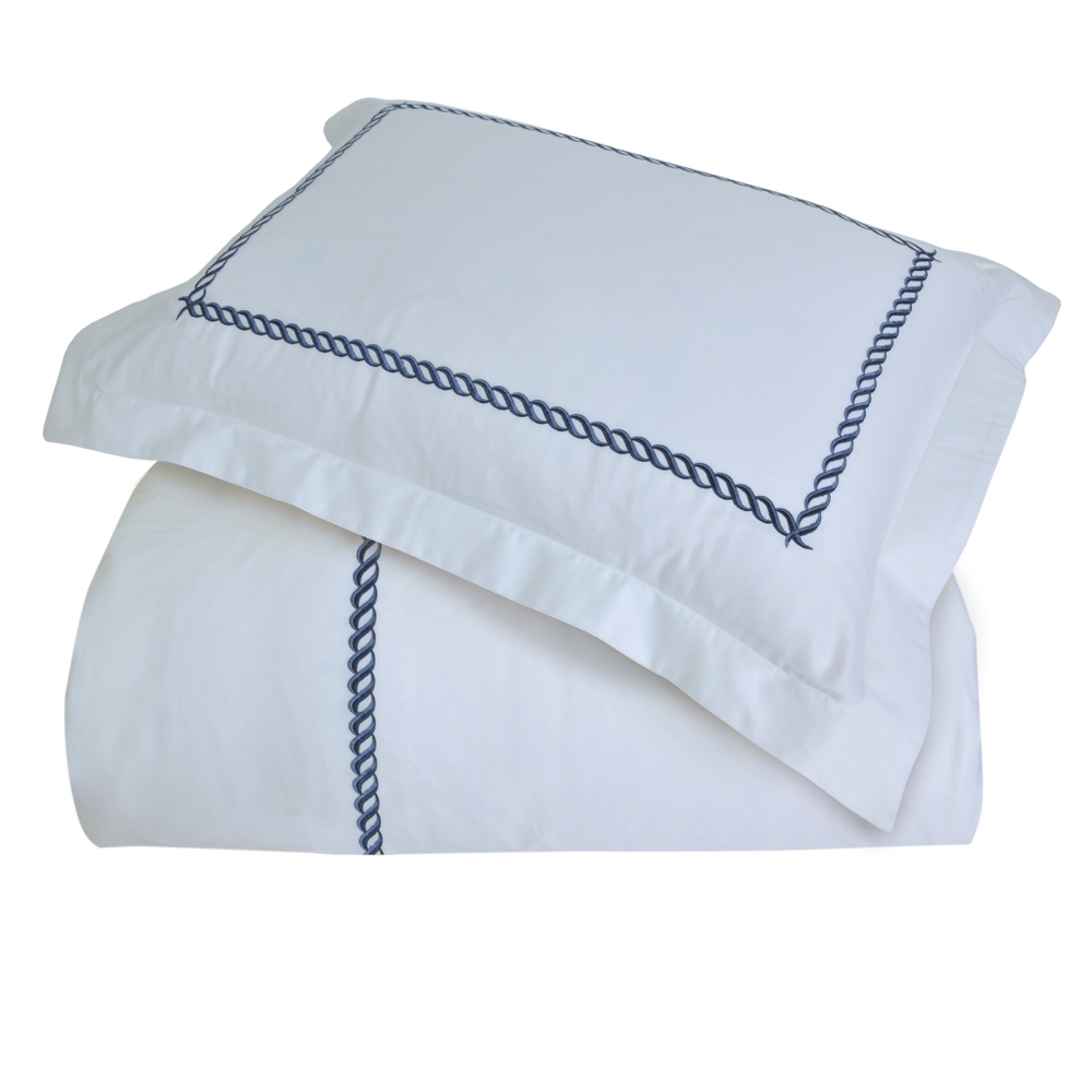 Постельное белье 2 спальное евро Casual Avenue Messina белое с темно-синим