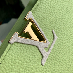 Louis Vuitton Capucines BB