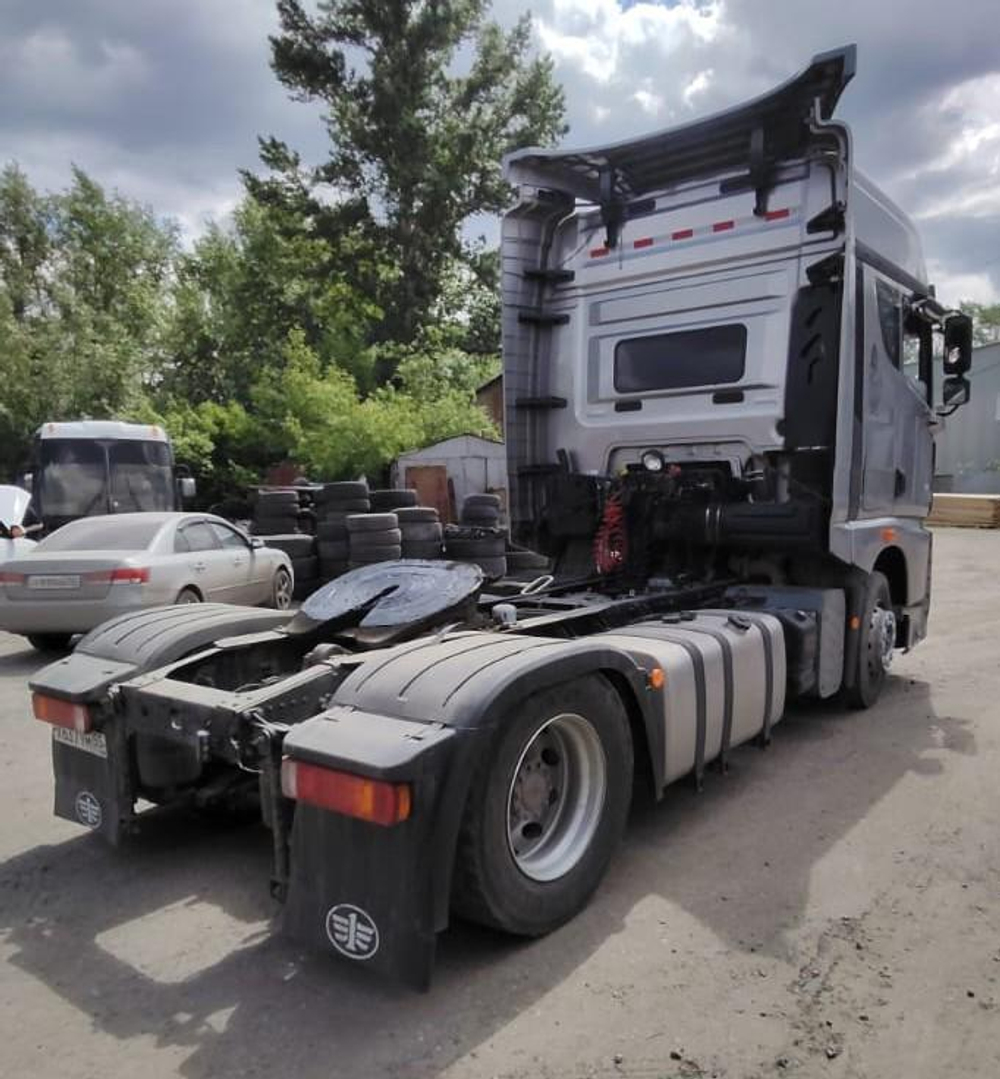 FAW JH6 4x2 Седельный тягач ORYX (Дизельный, 11,6 л, 453 л.с., АТ)
