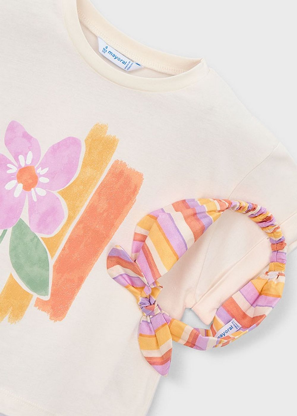 футболка с повязкой на голову