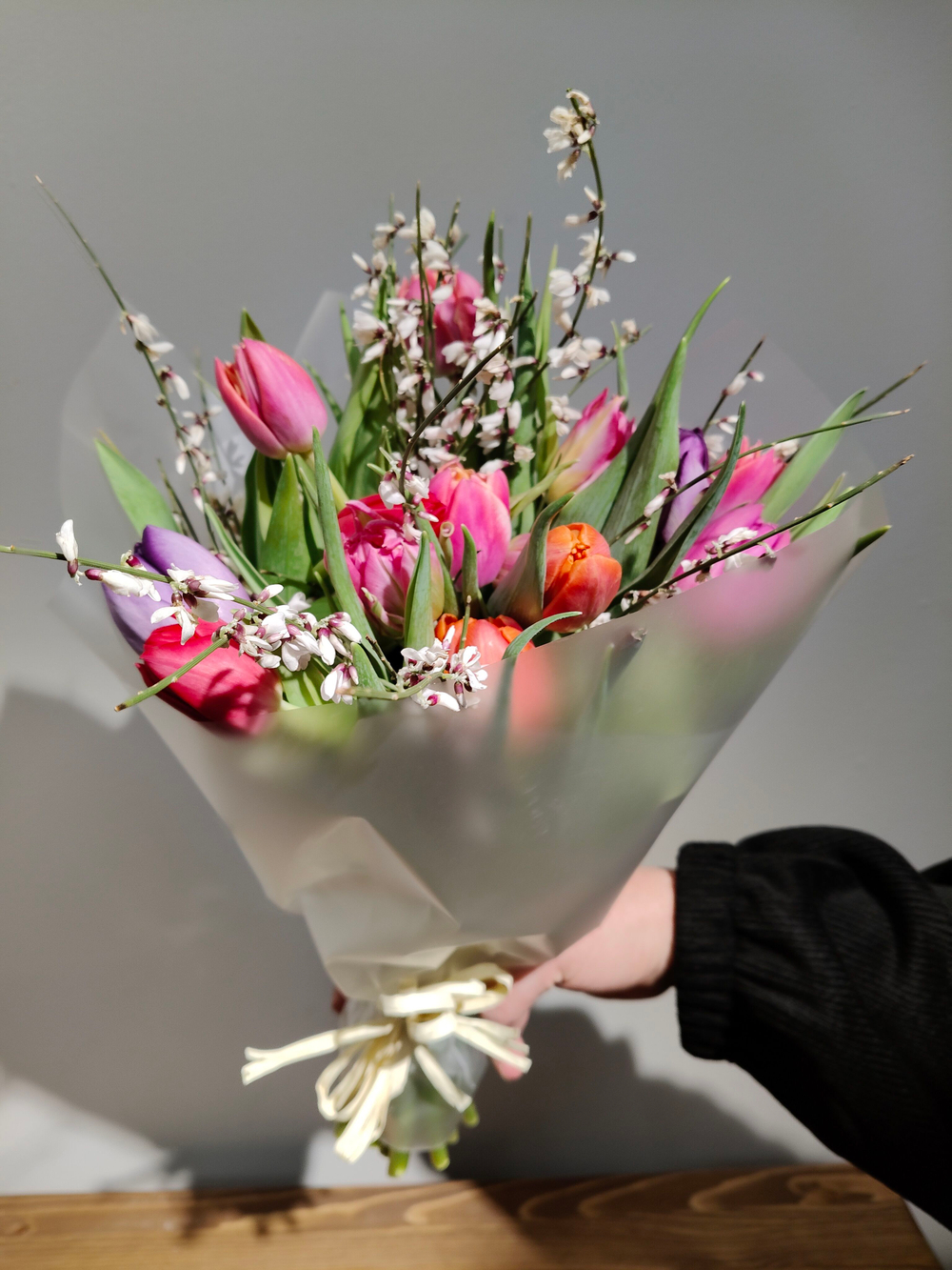 Яркий букет пионовидных тюльпанов (М0060)