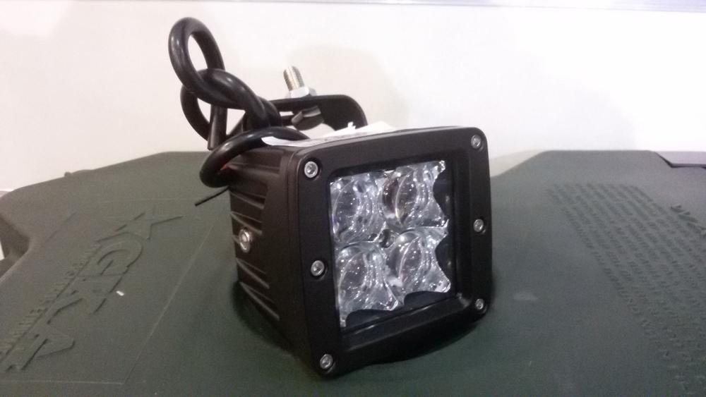 Светодиодная фара Dreamar 20 Вт, 4 диода, 1780 Лм