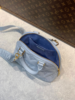 Louis Vuitton Alma BB